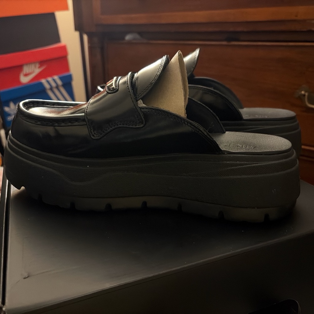 Jordan Black Women's Mules